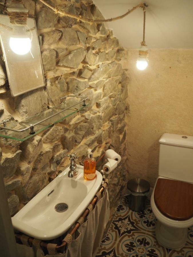 Le Chatel En Beaujolais Valsonne Eksteriør bilde