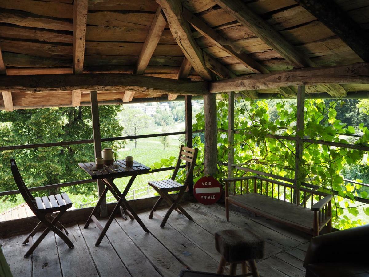 Le Chatel En Beaujolais Valsonne Eksteriør bilde